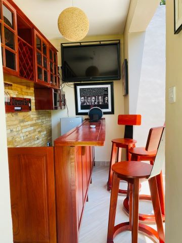 Jacomo Residences bar