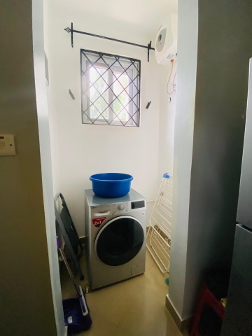 Jacomo Residences washer/Dryer Combo